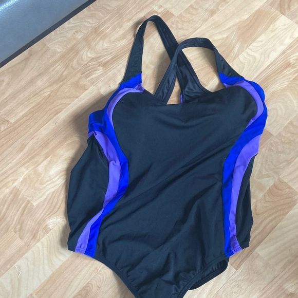 New Land’s End Plus size one piece swimsuit 18 long - Picture 3 of 4